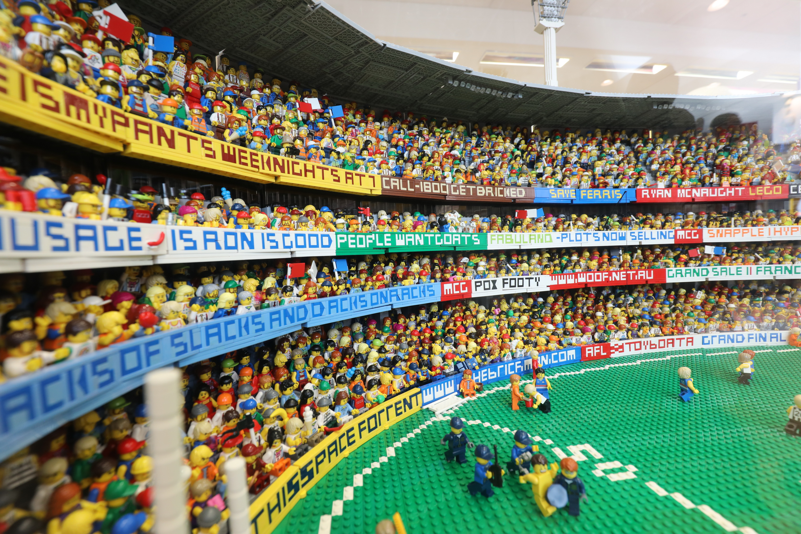 Melbourne Cricket Ground aus Lego